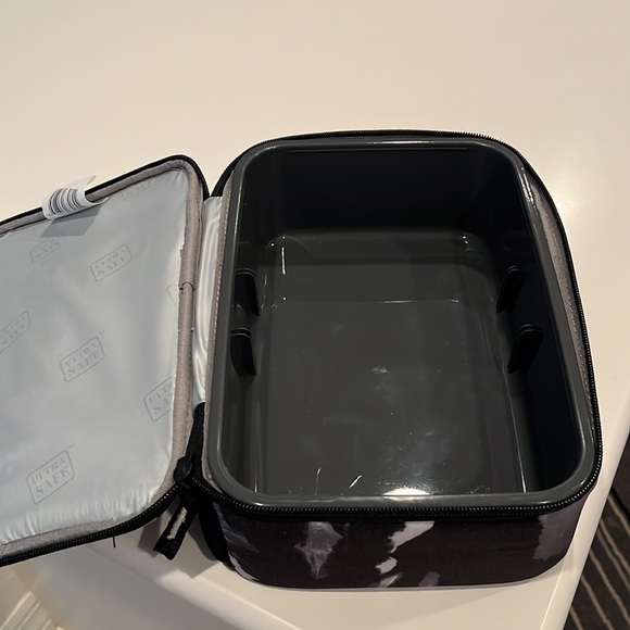 Fulton Bag Co. lunchbox - Picture 4 of 8